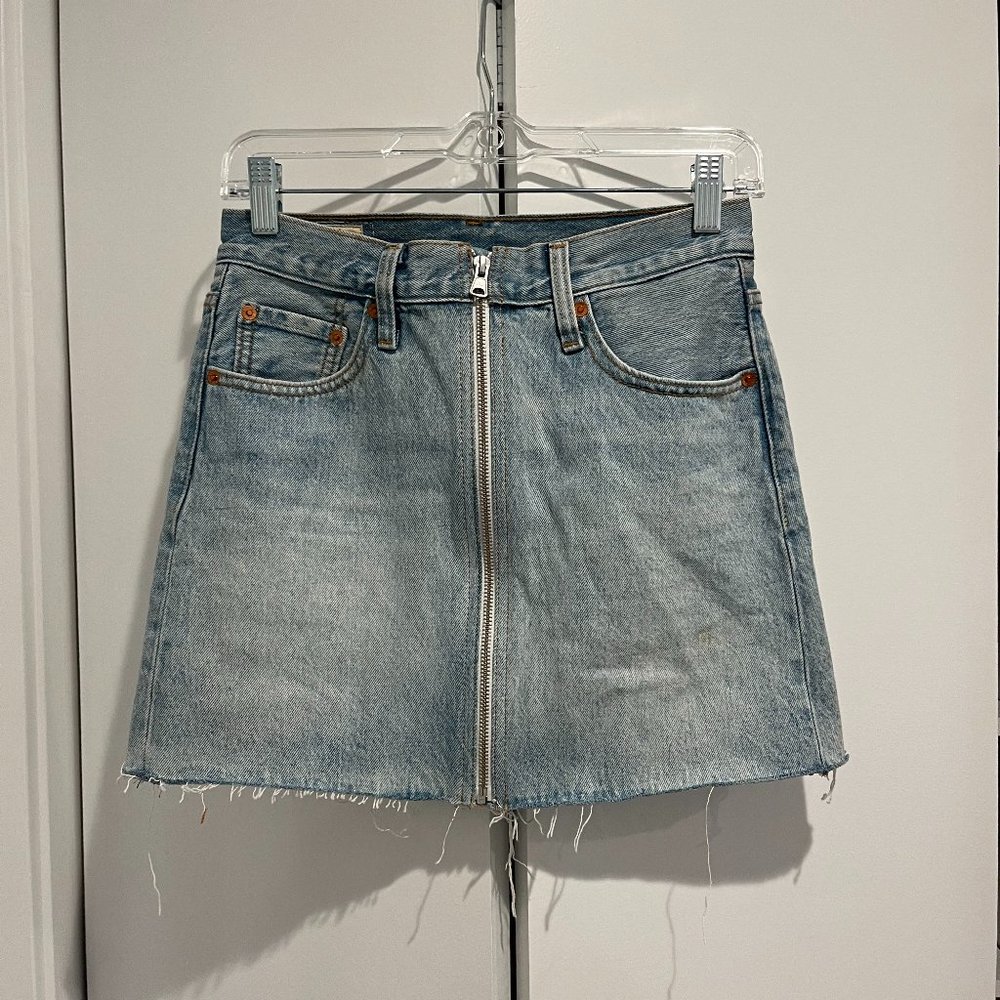Levi's mini skirt